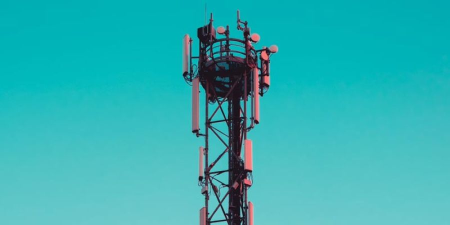 communications antenna tower